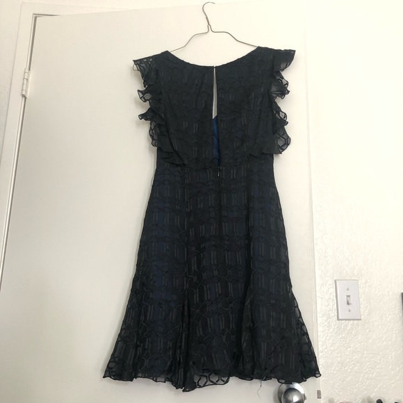 Bebe XS silk dress - Picture 2 of 3